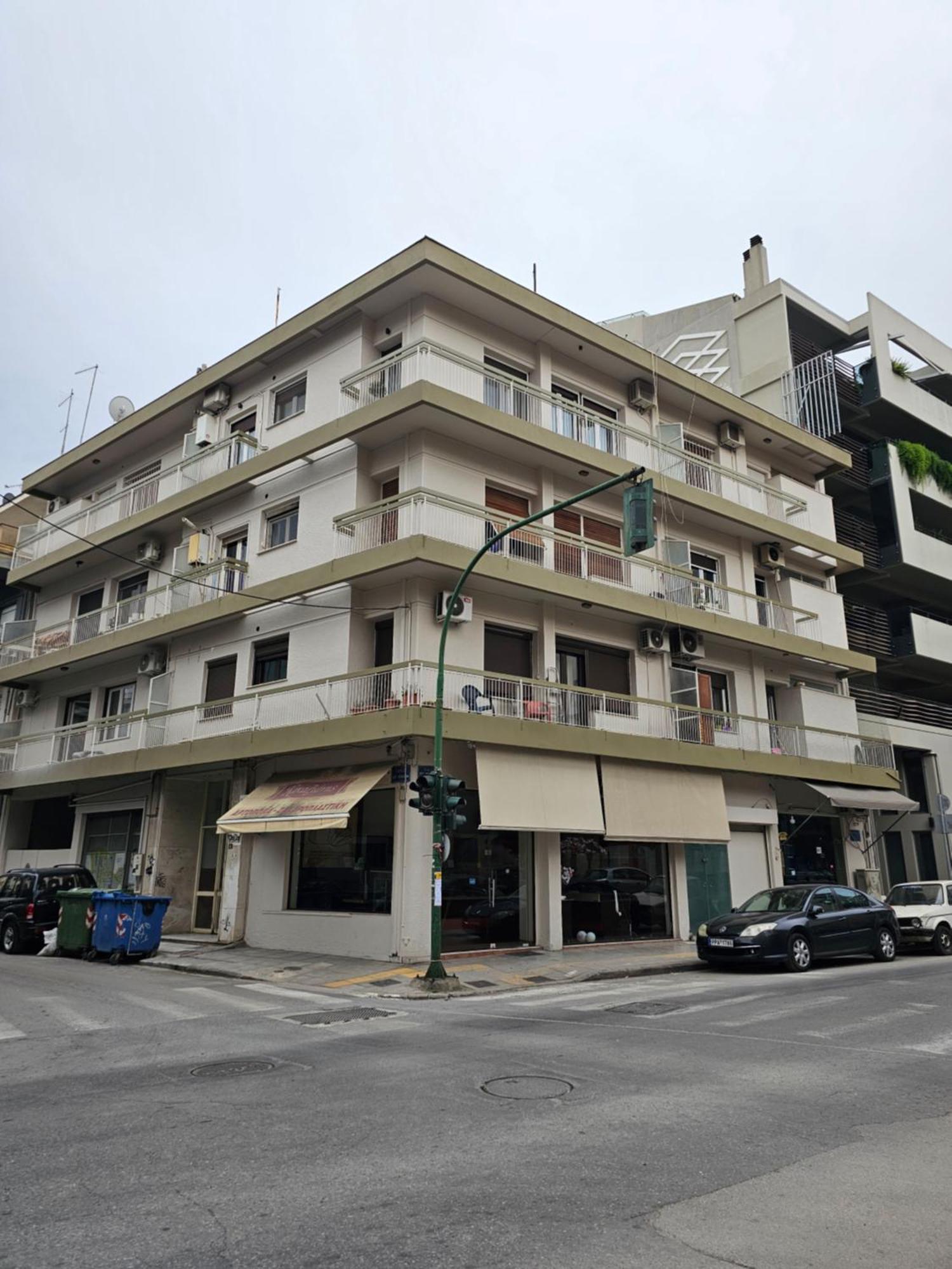 Elektra'S Apartment#2 1St Fl, Διαμέρισμα Στο Κέντρο Της Λάρισας Με Δωρεάν Parking Bagian luar foto